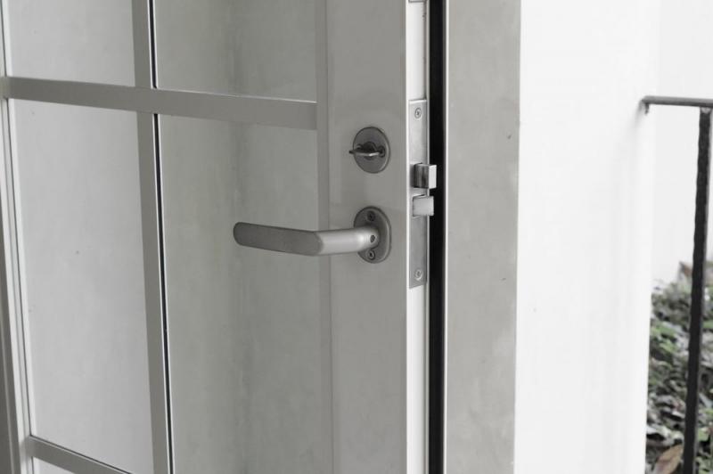 Bien choisir sa porte d'entr&eacute;e &agrave; Colmar, guide complet