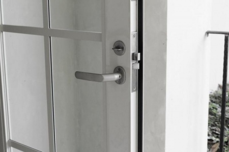 Bien choisir sa porte d'entr&eacute;e &agrave; Colmar, guide complet