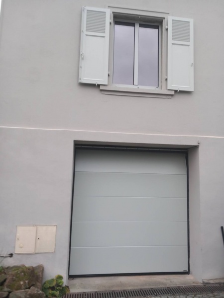 PORTE-DE-GARAGE-COLMAR.jpg