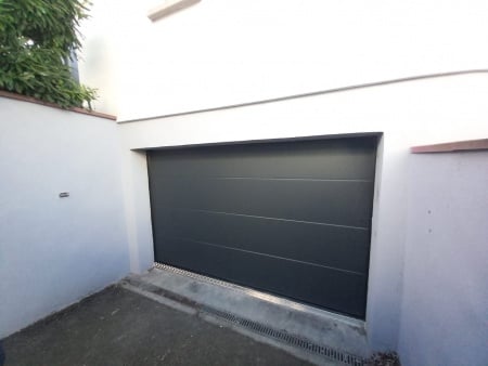 PORTE-DE-GARAGE-SECTIONNELLE-MULHOUSE.jpg